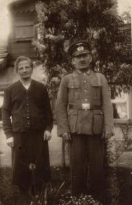 Josef & Pauline im II. Weltkrieg / circa 1944